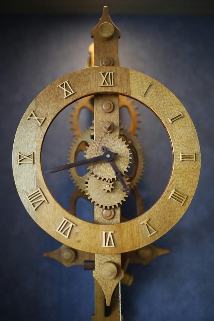 Otomatik Saatlerin Büyüleyici Dünyası ve Modadaki Yeri